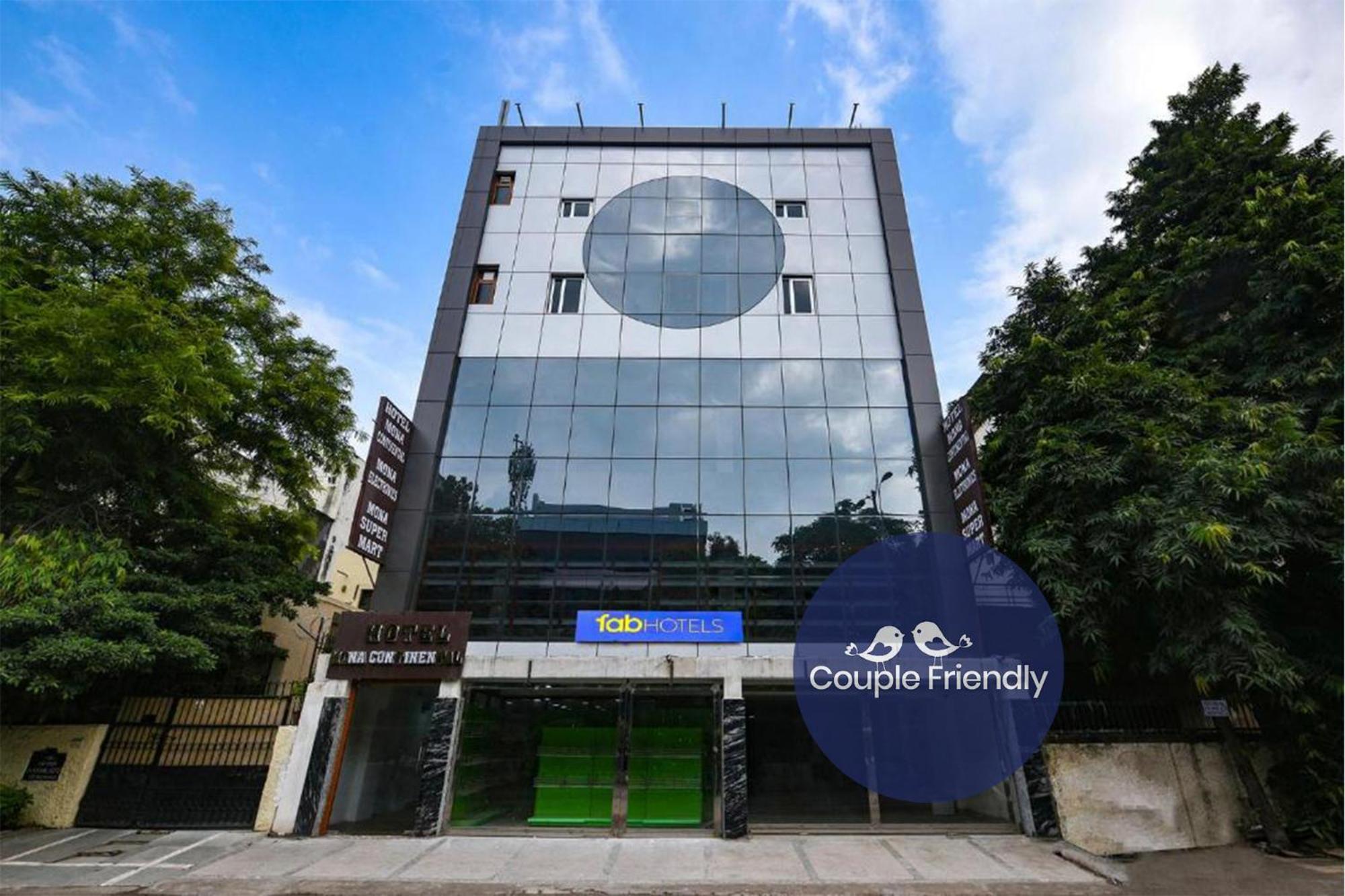 Fabhotel Mona Continental - Nr Laxmi Nagar It Hub Nové Dillí Exteriér fotografie